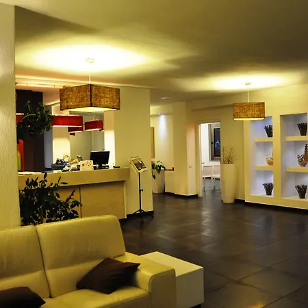 Hotel Sandalia 3*