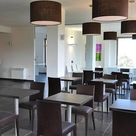 Hotel Sandalia 3*