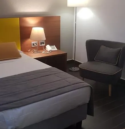 Отель Sandalia 3*